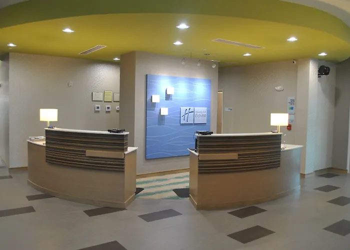 Holiday Inn Express & Suites Warner Robins North West By Ihg