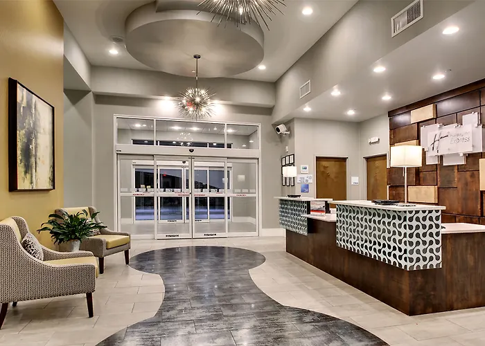 Holiday Inn Express & Suites Albany