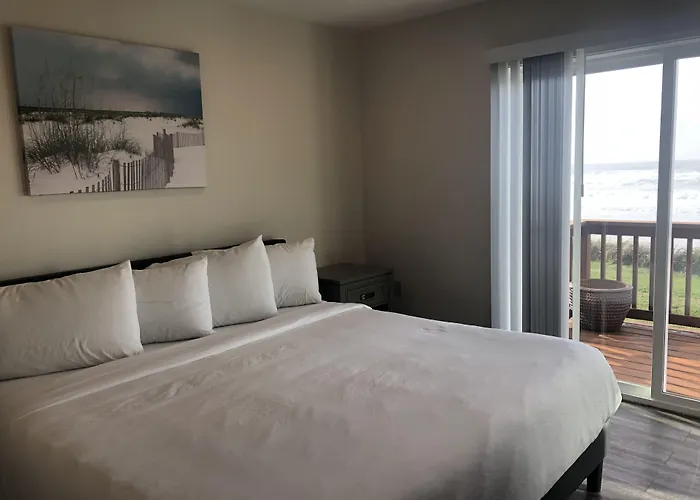 Sailor Jack Oceanfront Motel