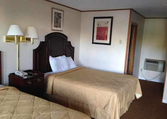 Harbor Base Inn