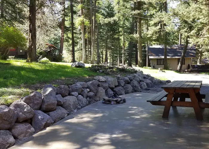 Eagle Cap Chalets