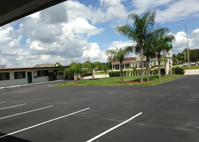 Economy Inn Okeechobee