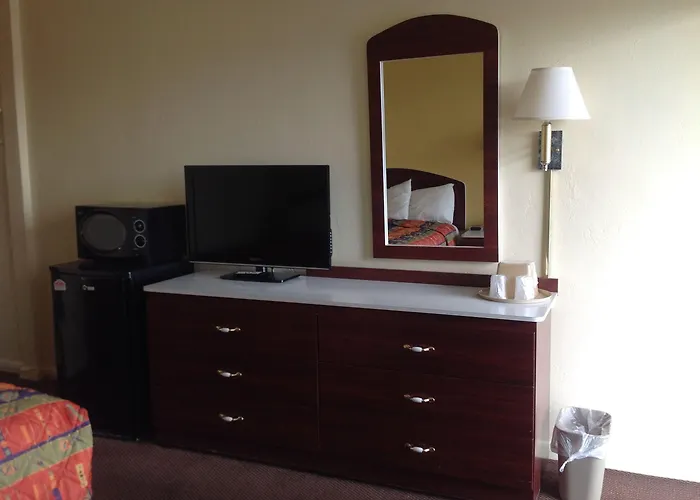 Economy Inn Okeechobee