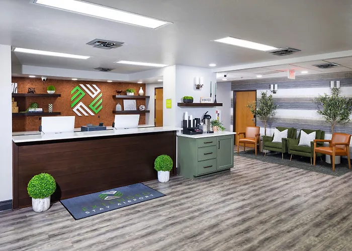 Extended Stay Airport