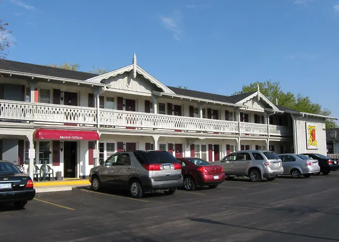 The Chalet Motel