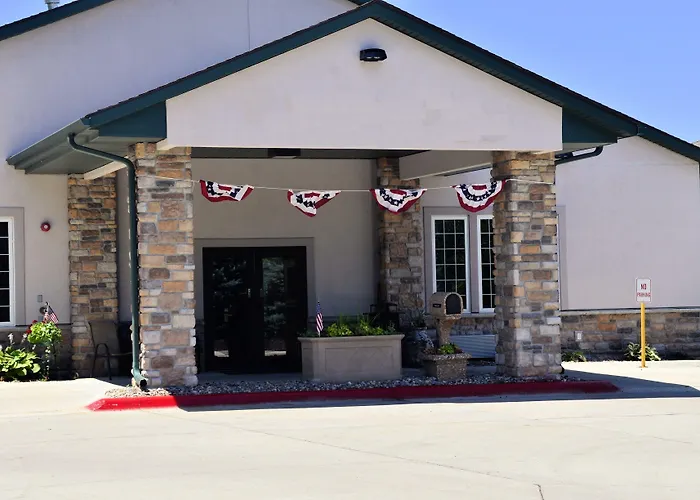 Cobblestone Inn & Suites - Denison | Majestic Hills