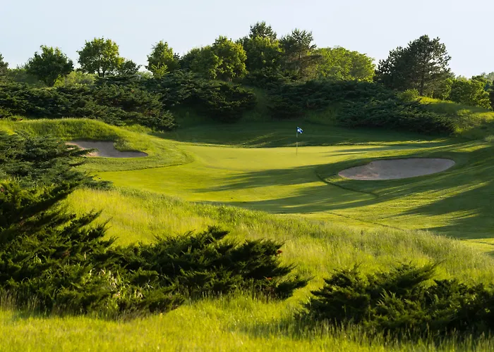 The Glen Club