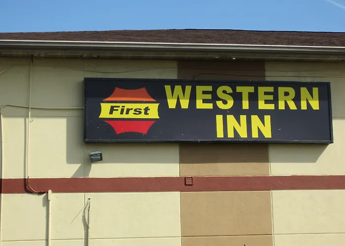 First Western Inn - Fairmont City