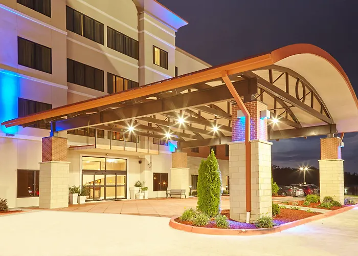 Holiday Inn Express And Suites Columbia University Area By Ihg
