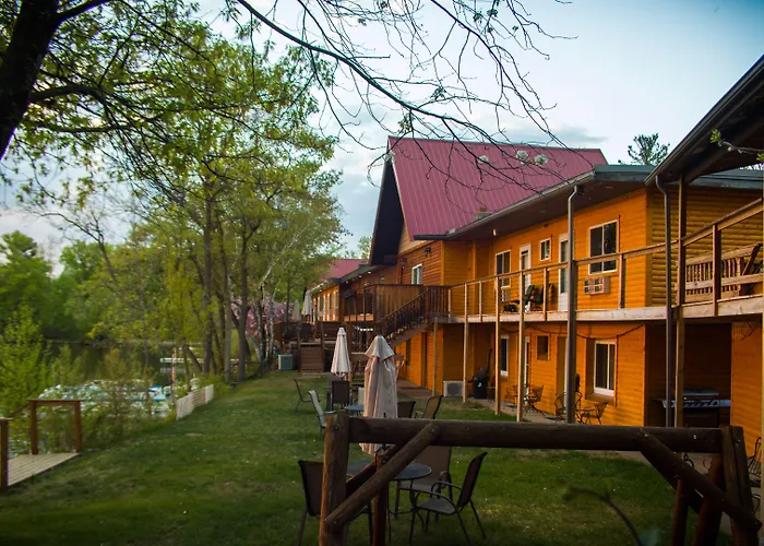 Curriers Lakeview Lodge