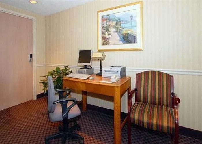 Travelers Inn