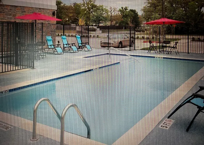 Baymont By Wyndham College Station
