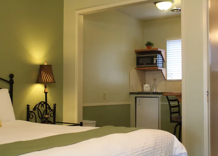 El Rancho Motel