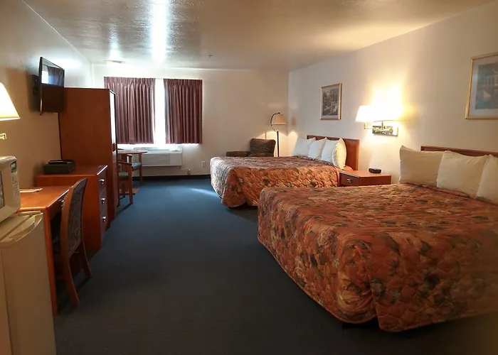 Aquarius Inn