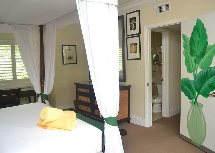 La Casa Hotel