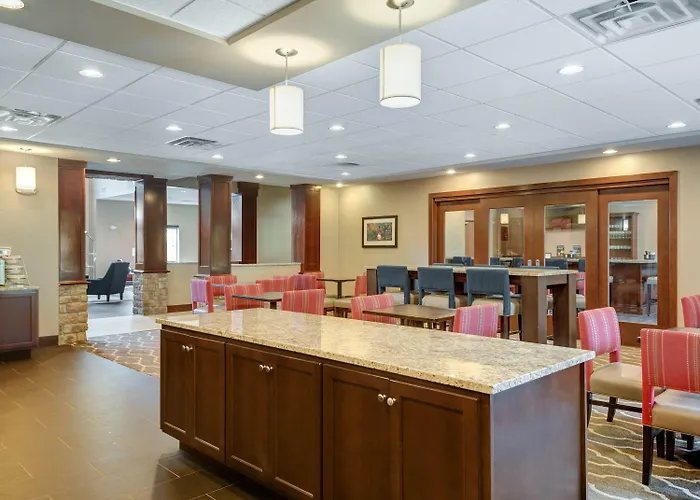 Comfort Suites Bridgeport - Clarksburg