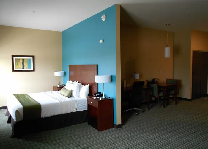 Best Western Plus Patterson Park Inn