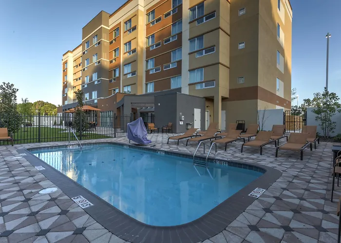 Courtyard By Marriott Hammond