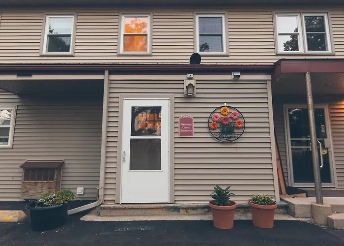 Retreat To Bass Creek 2 Bedroom Apartment A Your Escape