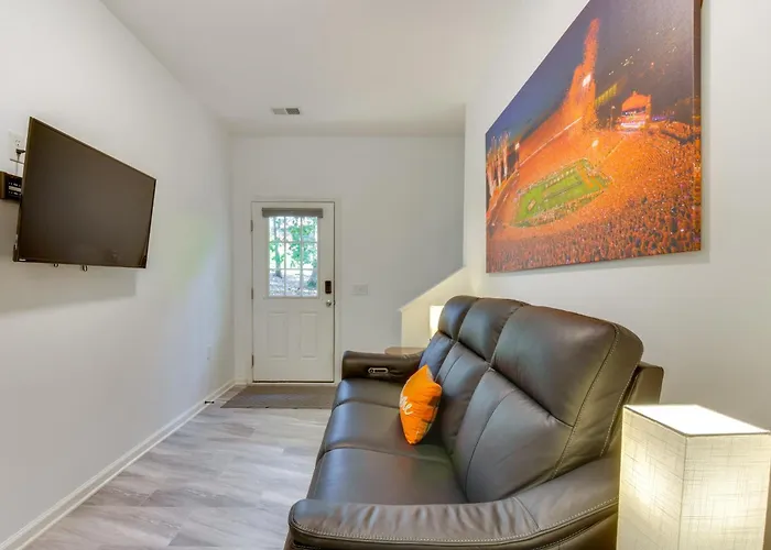 Clemson Game Day Cottage W/ Fire Pit
