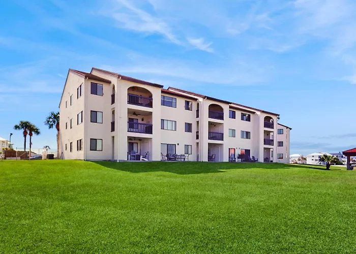 Sunset Harbor Palms 1-204