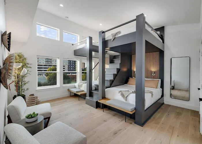 Ellum House