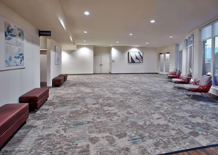 Hilton Garden Inn Benton Harbor