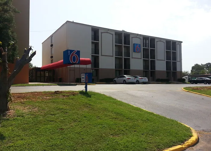 Motel 6 Jackson, Tn