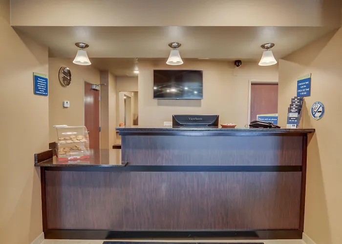 Cobblestone Inn & Suites-Kersey