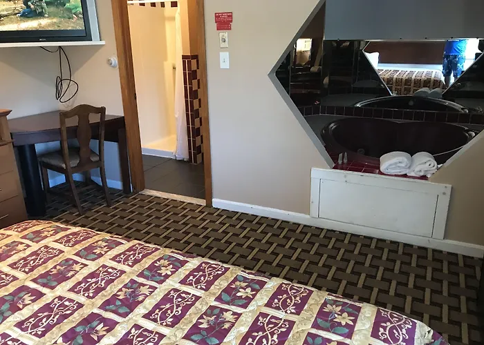Capri Motel