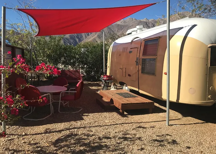 Palm Canyon Hotel And Rv Resort