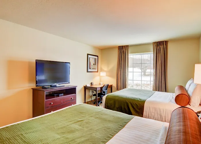 Cobblestone Hotel & Suites - Punxsutawney