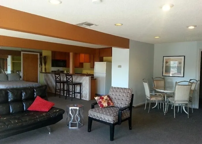 Lodge At Turkey Cove