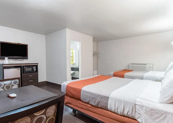 Motel 6-Orange, Ca - Anaheim