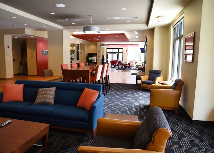Towneplace Suites By Marriott Lawrence Downtown