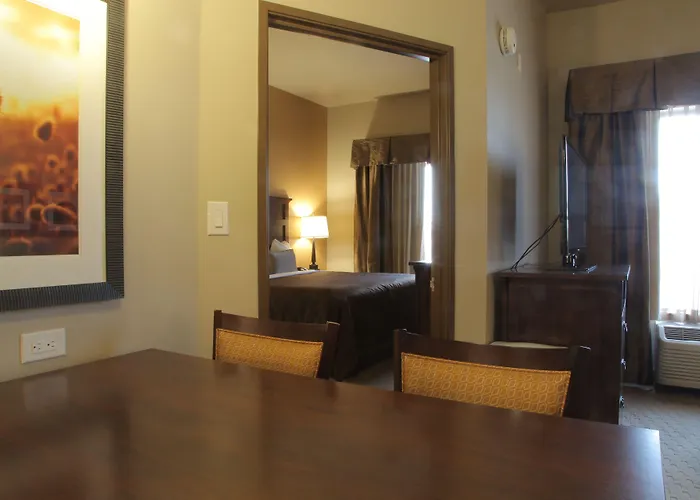 Teddy'S Residential Suites Watford City