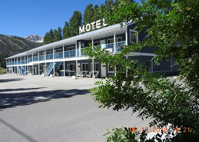 Gull Lake Lodge