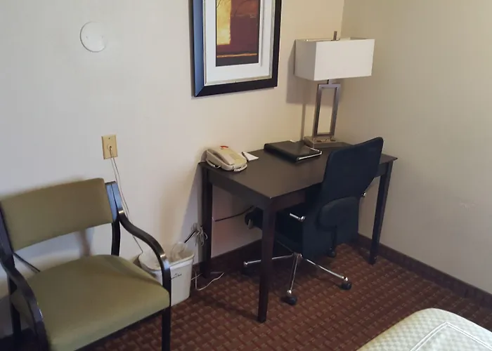 Americinn By Wyndham Johnston Des Moines