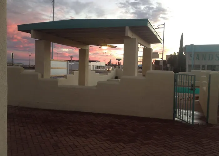 Arizona Sunset Inn & Suites