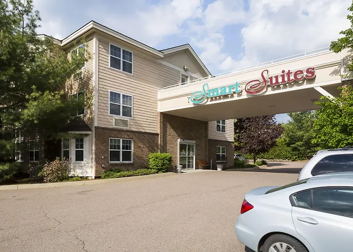 Smart Suites, An Ascend Collection Hotel