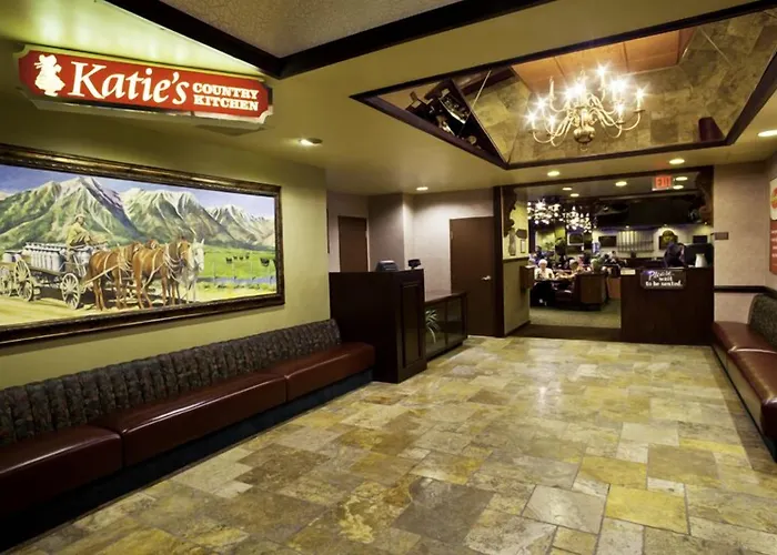 Carson Valley Motor Lodge And Suites