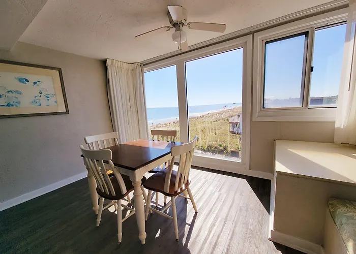 Surf Club Oceanfront Hotel