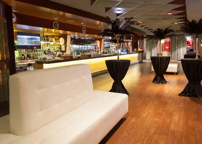 Shade Hotel Manhattan Beach