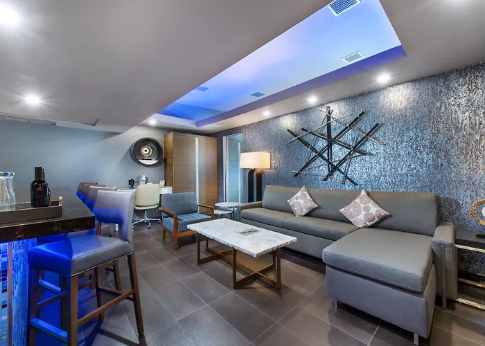 Shade Hotel Manhattan Beach