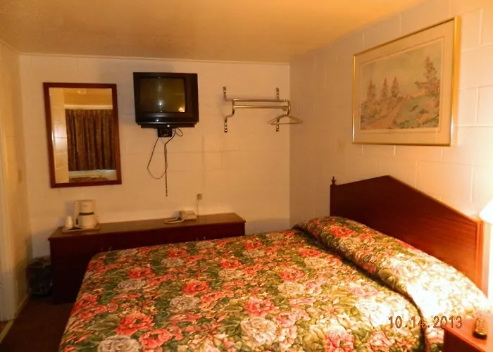 Relax Inn - Cottage Grove