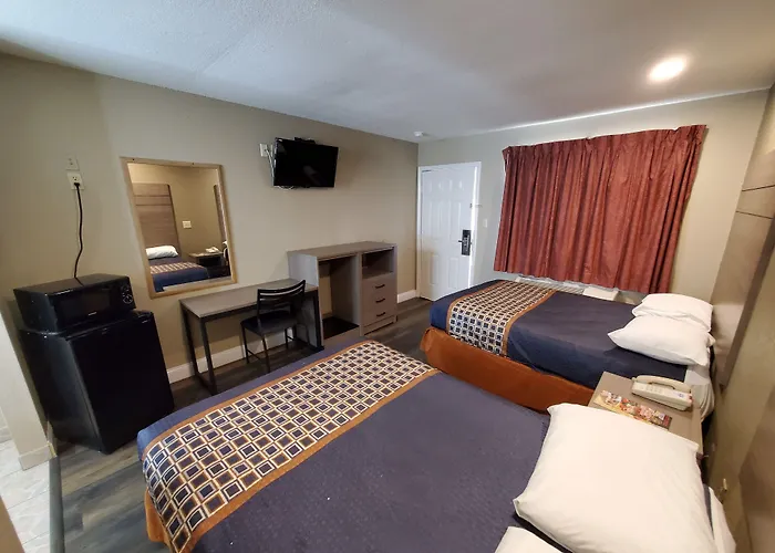 River Inn Motel