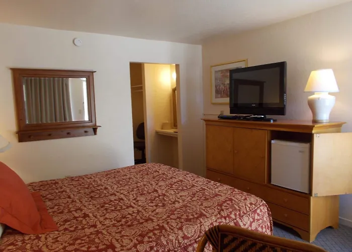 Colusa Riverside Inn