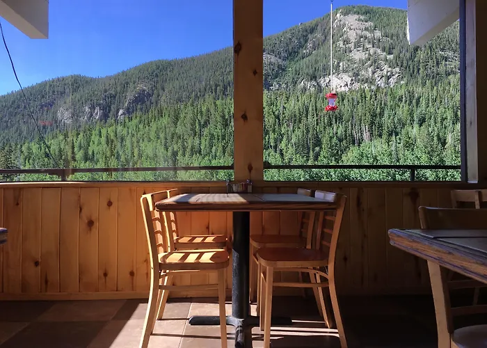 Monarch Mountain Lodge