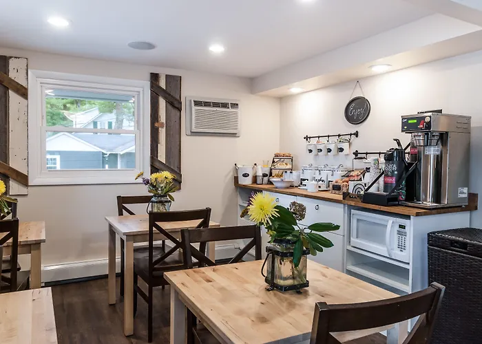 Kittery Inn & Suites