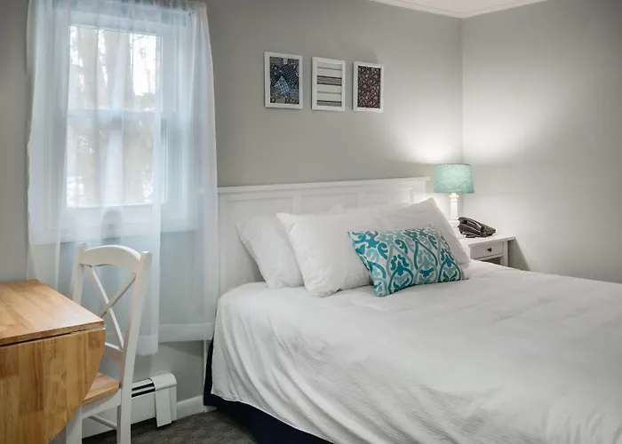 Kittery Inn & Suites